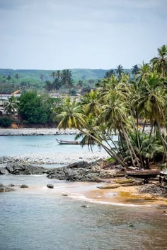 Top 5 Budget-Friendly Beaches to Visit With Your Friends in Ghana